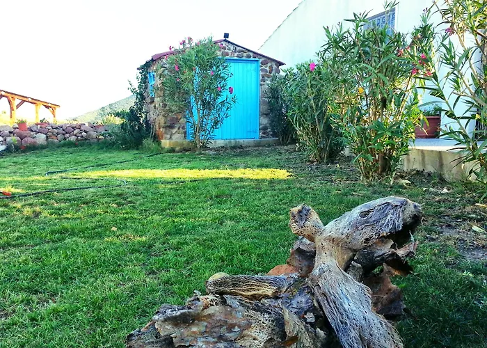 Sa Corti De Sa Perda ゲストハウス ピシーナス