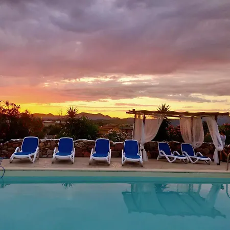 Gasthuis Sa Corti De Sa Perda