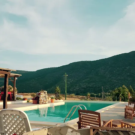 Sa Corti De Sa Perda Piscinas