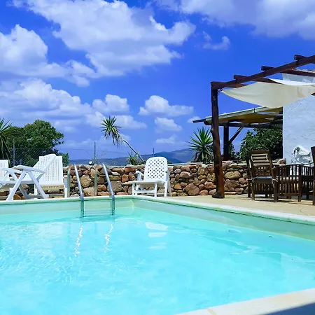 Konukevi Sa Corti De Sa Perda 3*