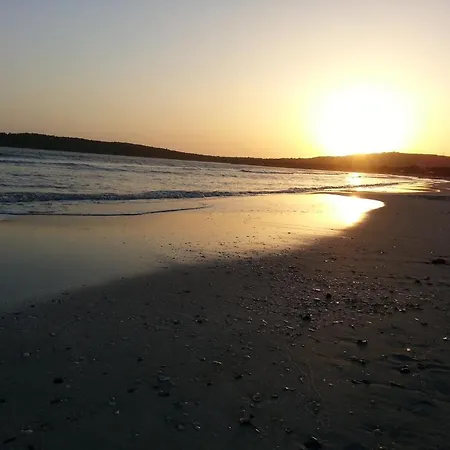 Konukevi Sa Corti De Sa Perda Piscinas