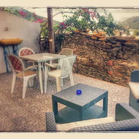 Gasthuis Sa Corti De Sa Perda 3*