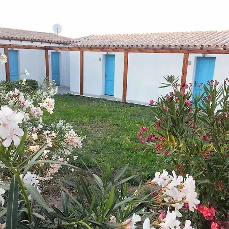 게스트하우스 Sa Corti De Sa Perda