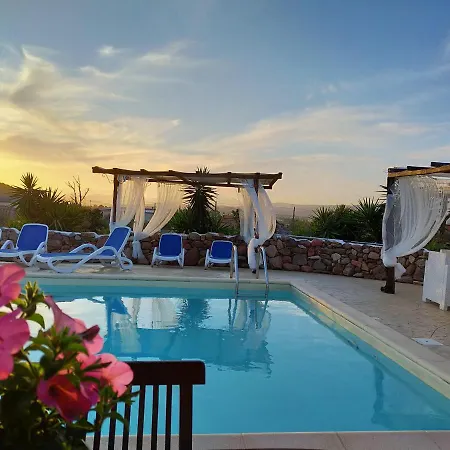 Sa Corti De Sa Perda Maison d'hôtes Piscinas